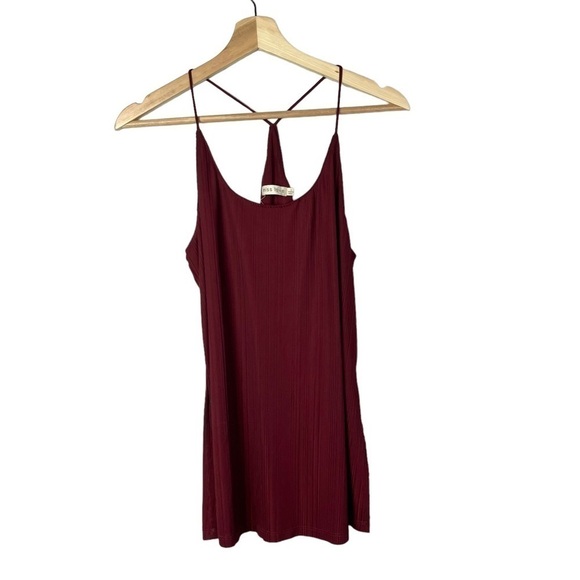 Boutique Miss Love Burgundy Red Textured Tank Top S - Picture 1 of 5